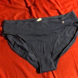 VICTORIA’S SECRET PANTIES